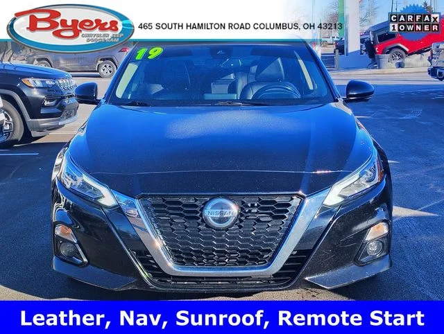 Used 2019 Black Nissan 2.5 Platinum image 32