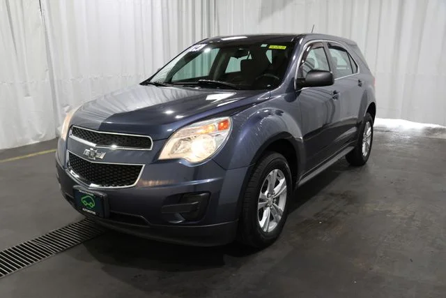 Used 2014 Blue Metallic Chevrolet LS image 21