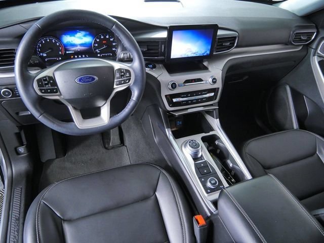 Certified 2024 Ford Explorer XLT with VIN 1FMSK8DH5RGA17894 for sale in Shakopee, Minnesota