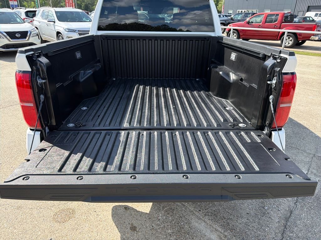 2025 Toyota Tacoma Limited - Photo 22