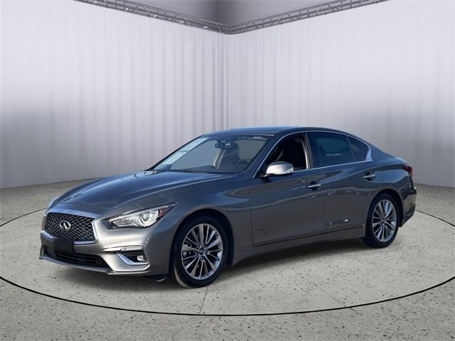 2023 INFINITI Q50 LUXE