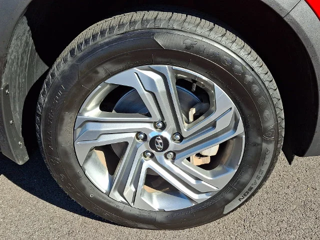 Used 2021 Red Hyundai SEL image 8