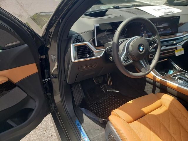 New 2026 Manhattan Green Metallic BMW xDrive40i image 11
