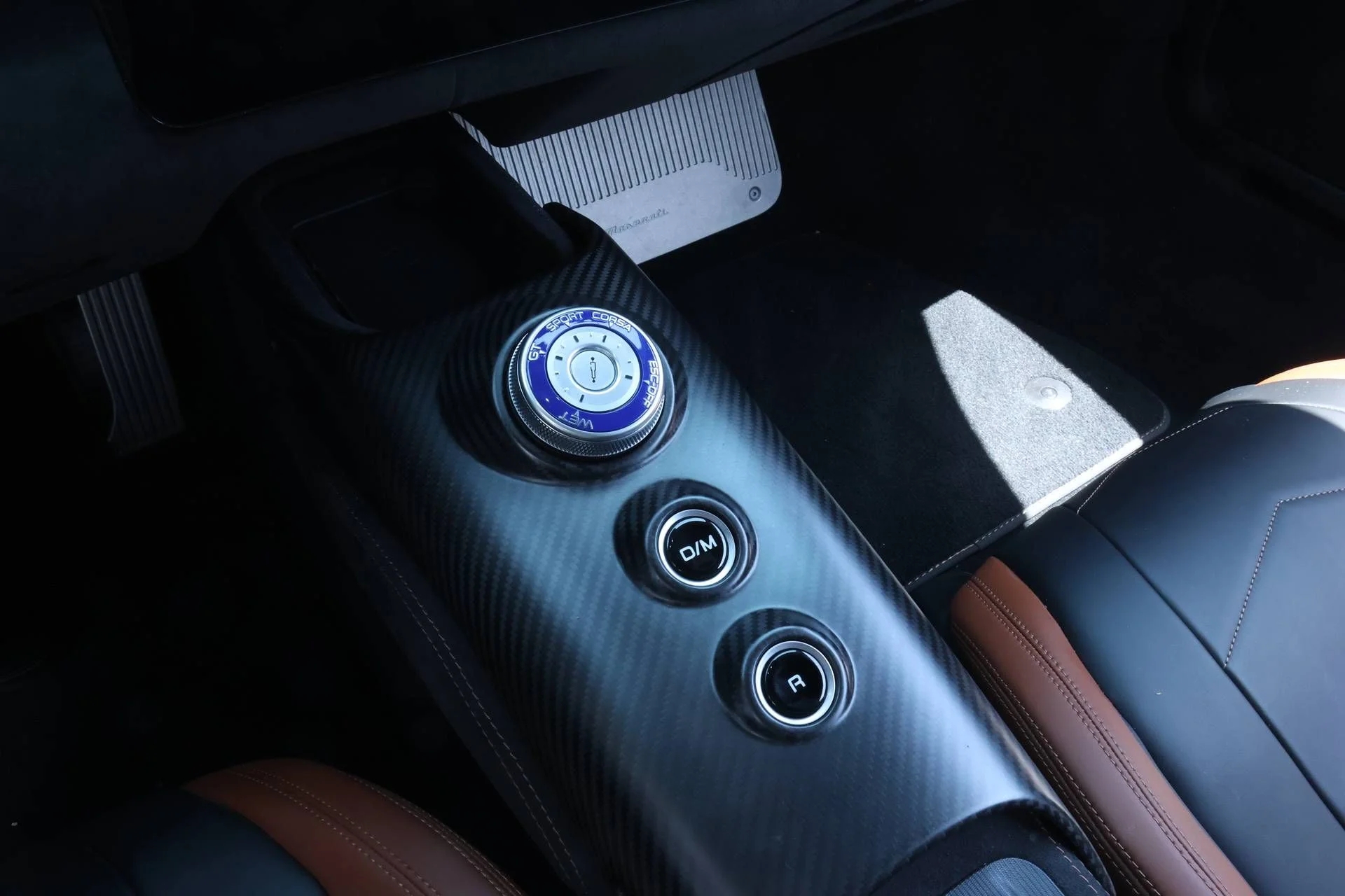 Used 2022  Maserati Base image 10