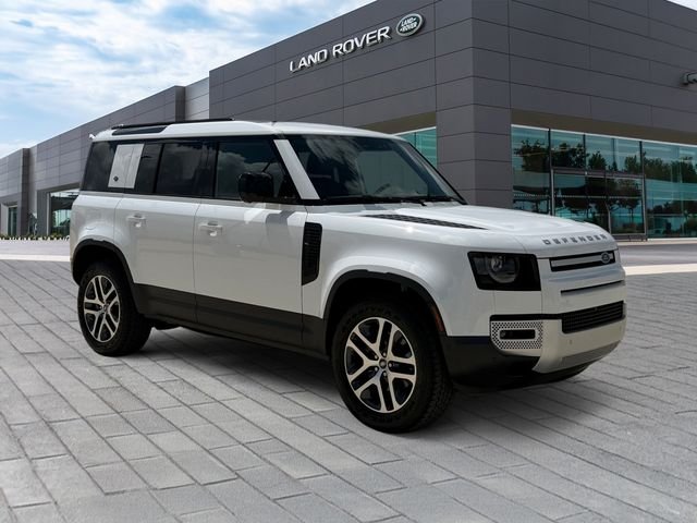 Certified Used 2024 Fuji White Land Rover S image 7