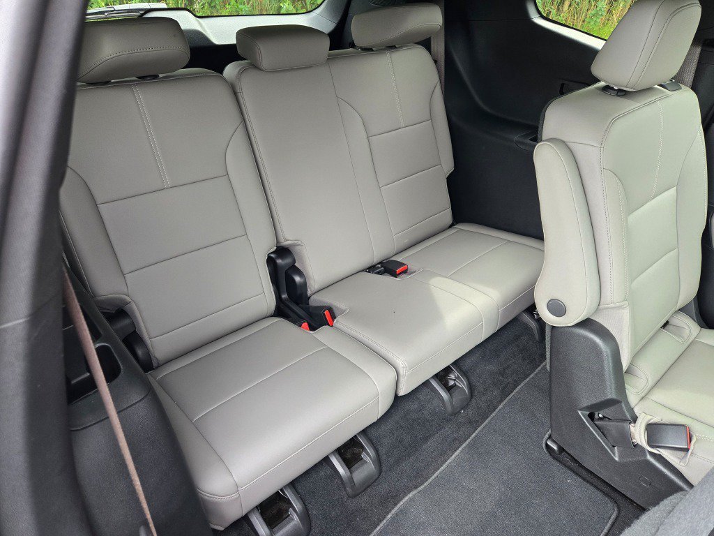 2026 GMC Acadia Elevation - Photo 12