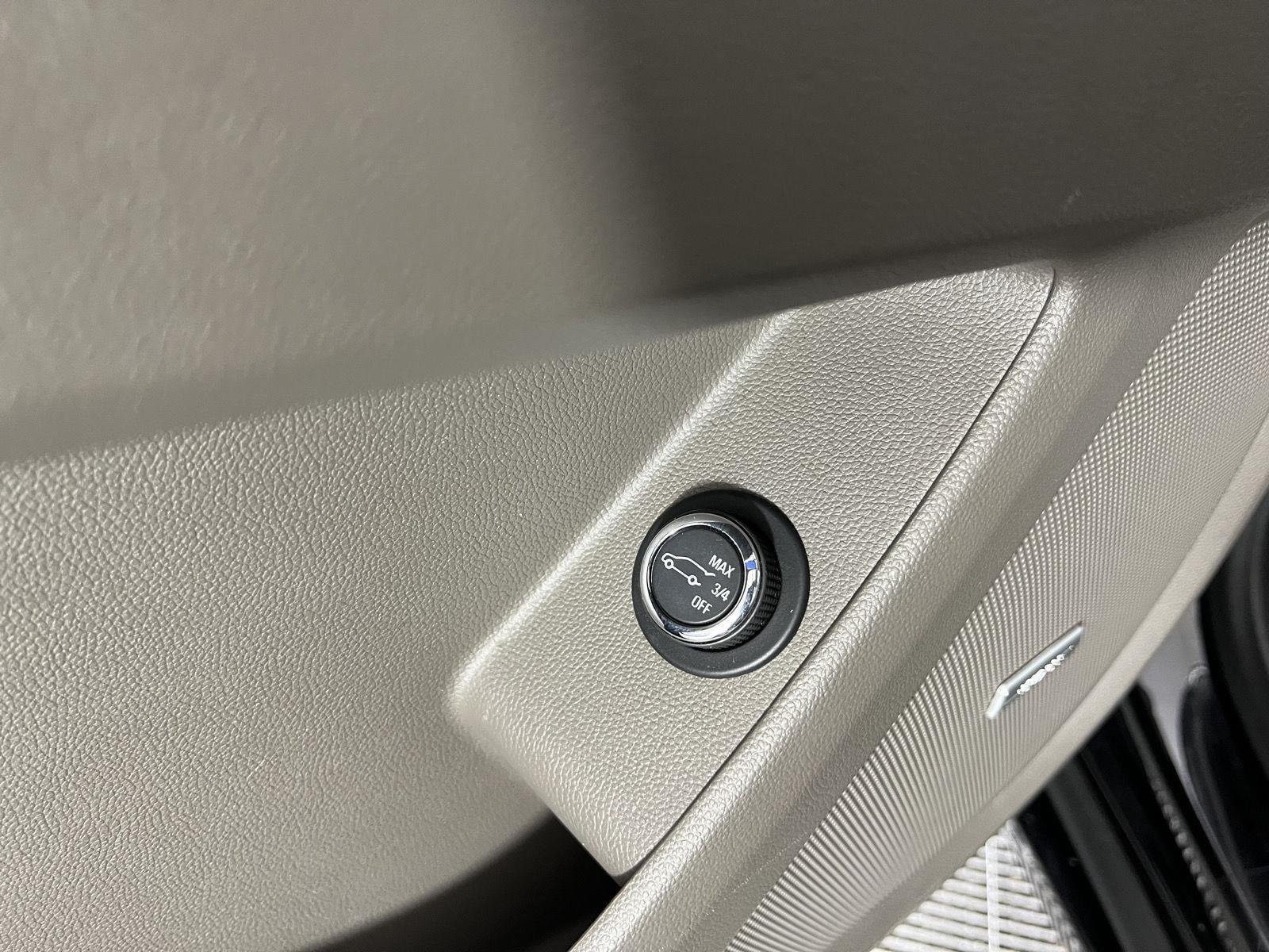 Used 2020 Mosaic Black Metallic Chevrolet Premier image 33