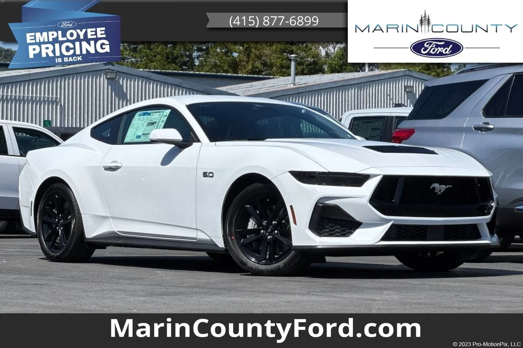 2026 Ford Mustang GT Fastback's photo