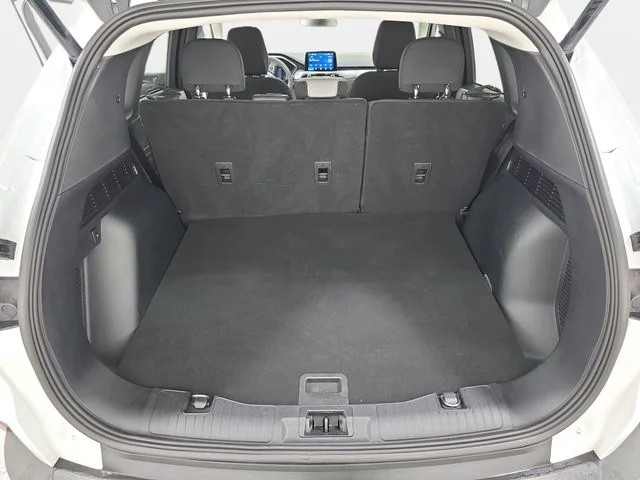 Certified Used 2023 Oxford White Ford Active image 31