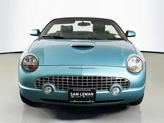 Used 2002 Blue Ford Base image 2