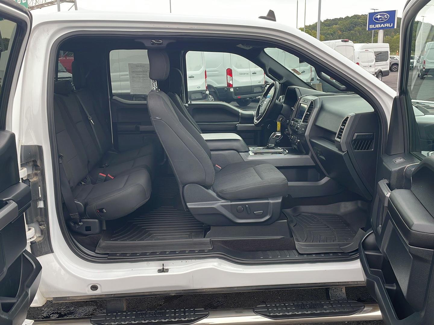 Used 2020 Oxford White Ford XLT image 28
