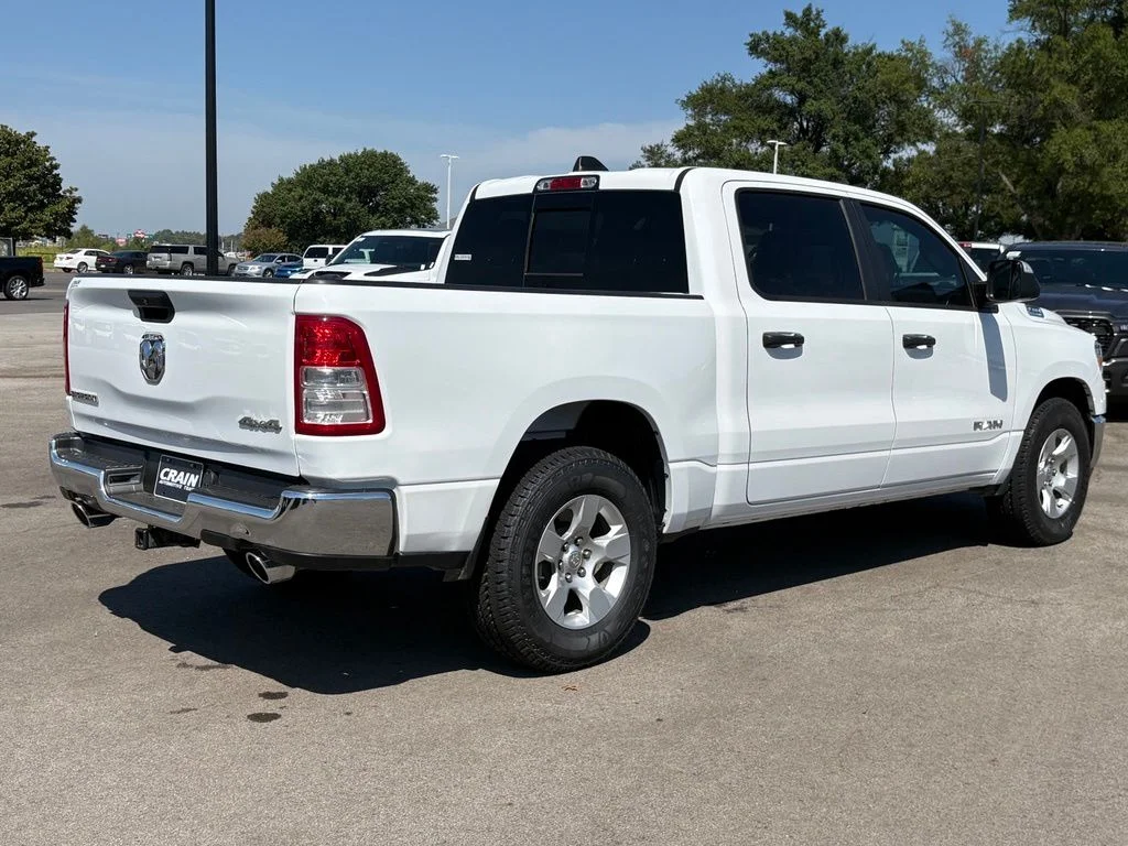 Used 2024 White Ram Big Horn/Lone Star image 8