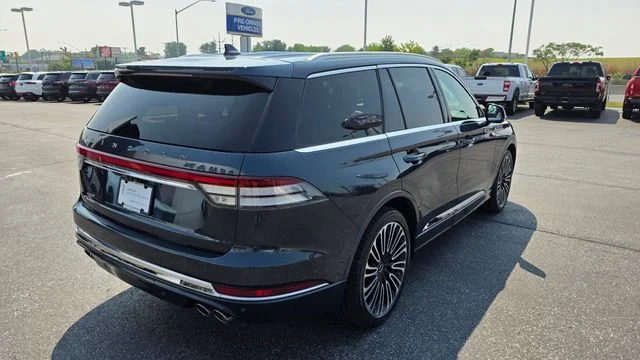 Certified Used 2020 Flight Blue Lincoln Black Label image 7
