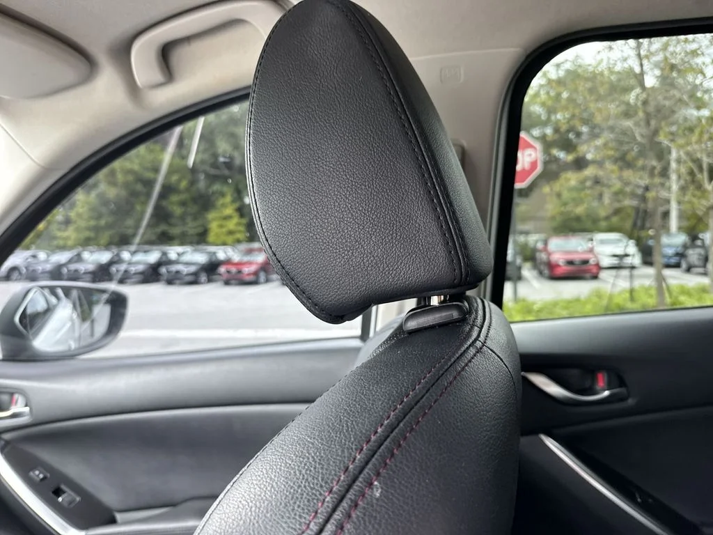 Used 2016 Crystal White Pearl Mica Mazda Grand Touring image 16