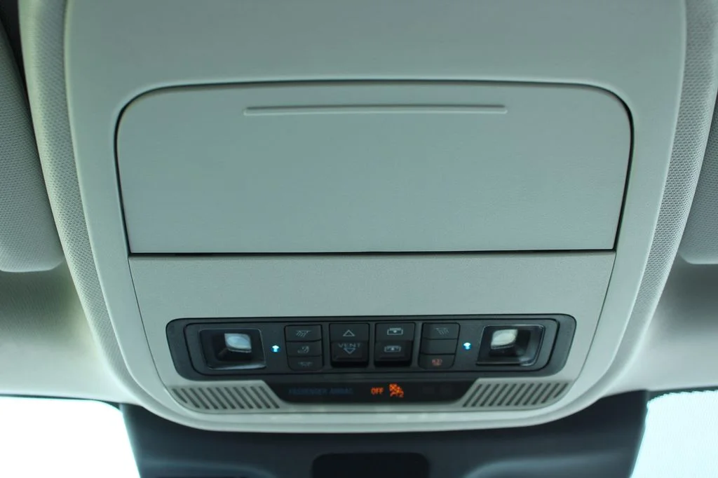 New 2027 Agate Black Metallic Ford MAX Platinum image 39