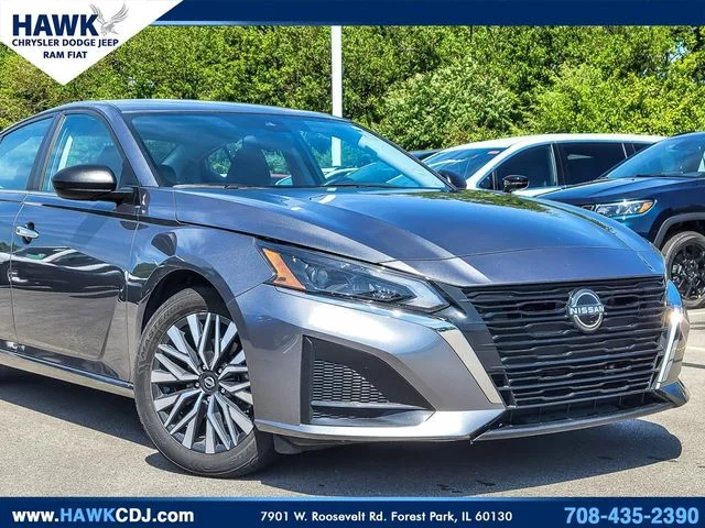 Used 2024 Nissan Altima SV with VIN 1N4BL4DV7RN354746 for sale in Forest Park, IL