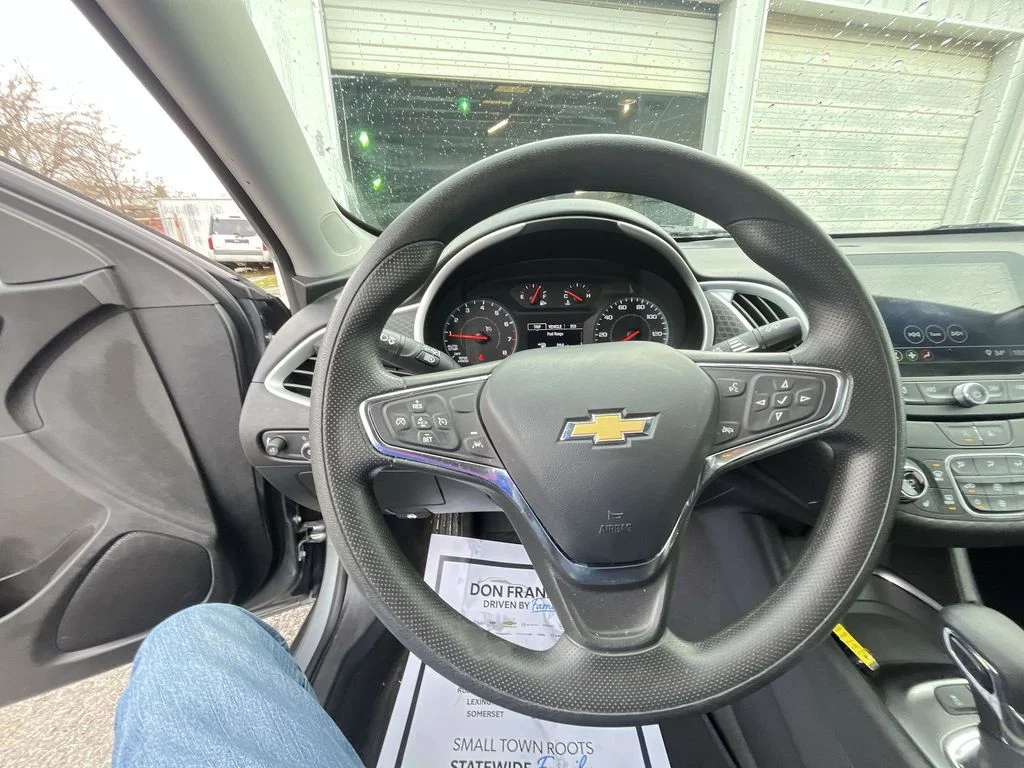 Used 2024 Gray Chevrolet LT image 18