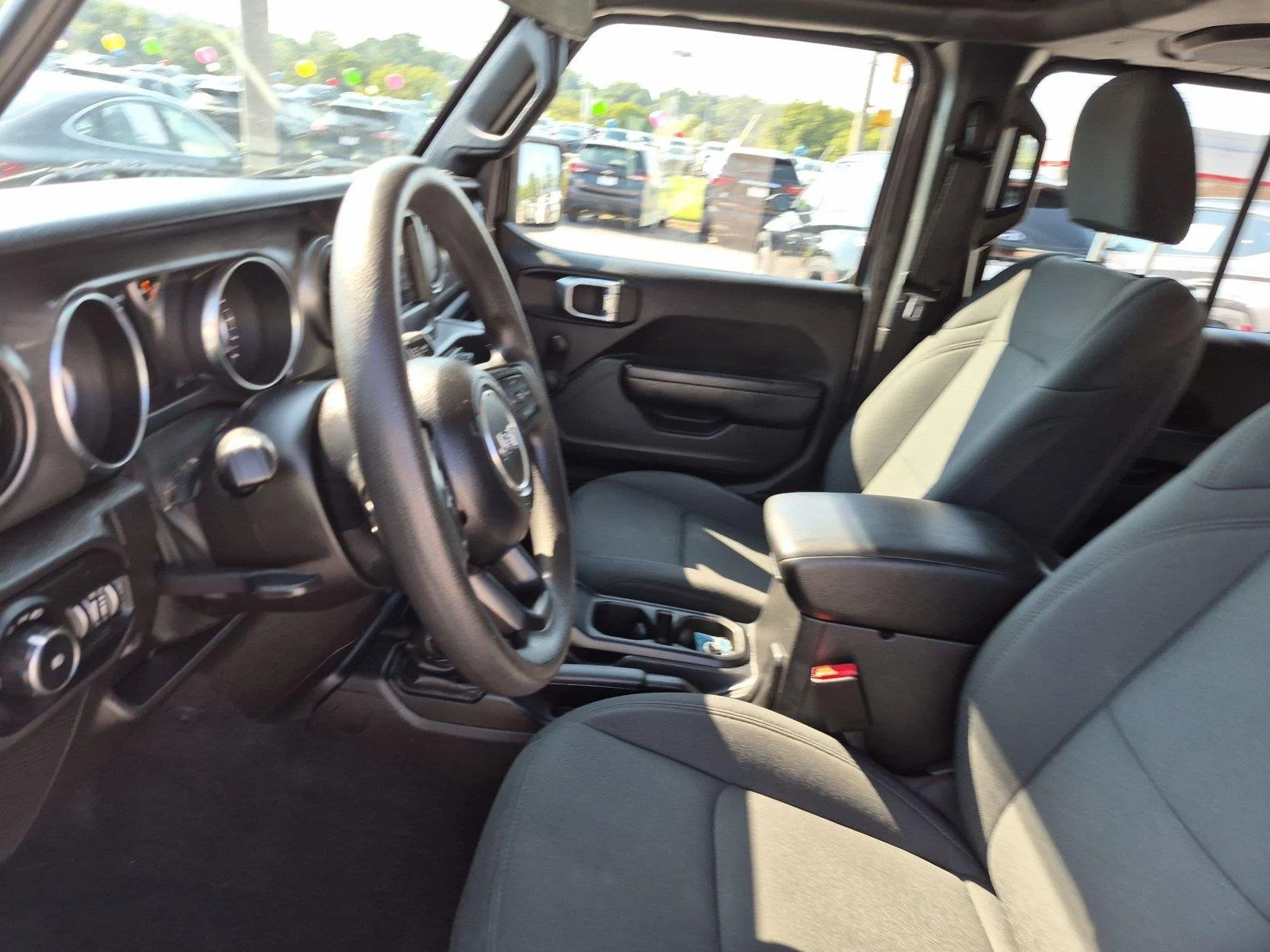 Used 2022 Granite Crystal Metallic Clearcoat Jeep Unlimited Sport image 11