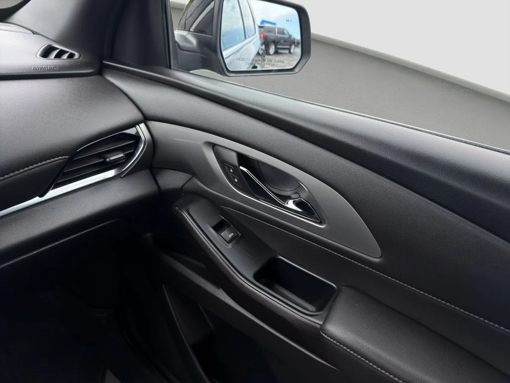 Used 2023 Black Chevrolet LT image 17