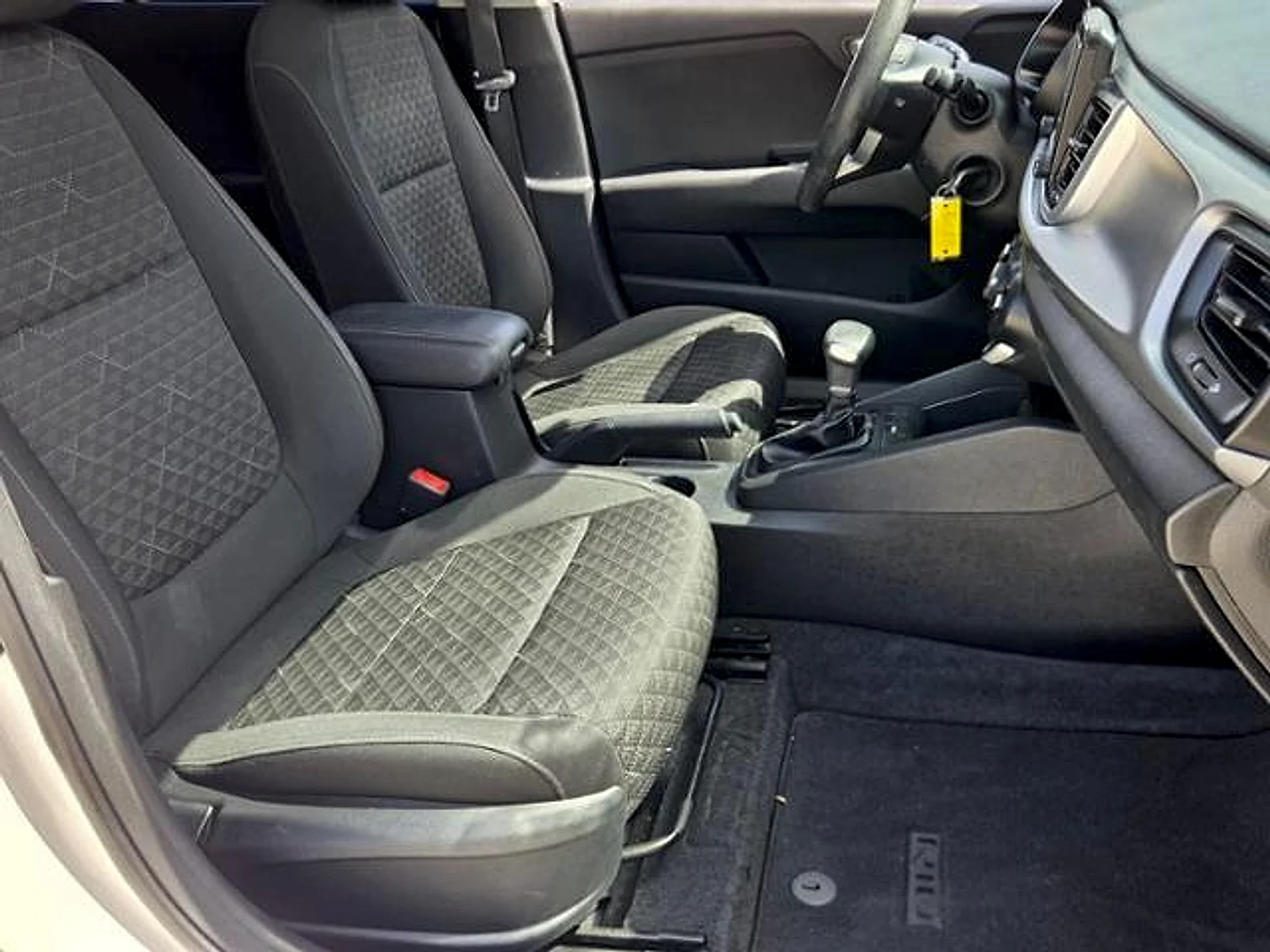 Used 2019 Clear White Kia S image 13
