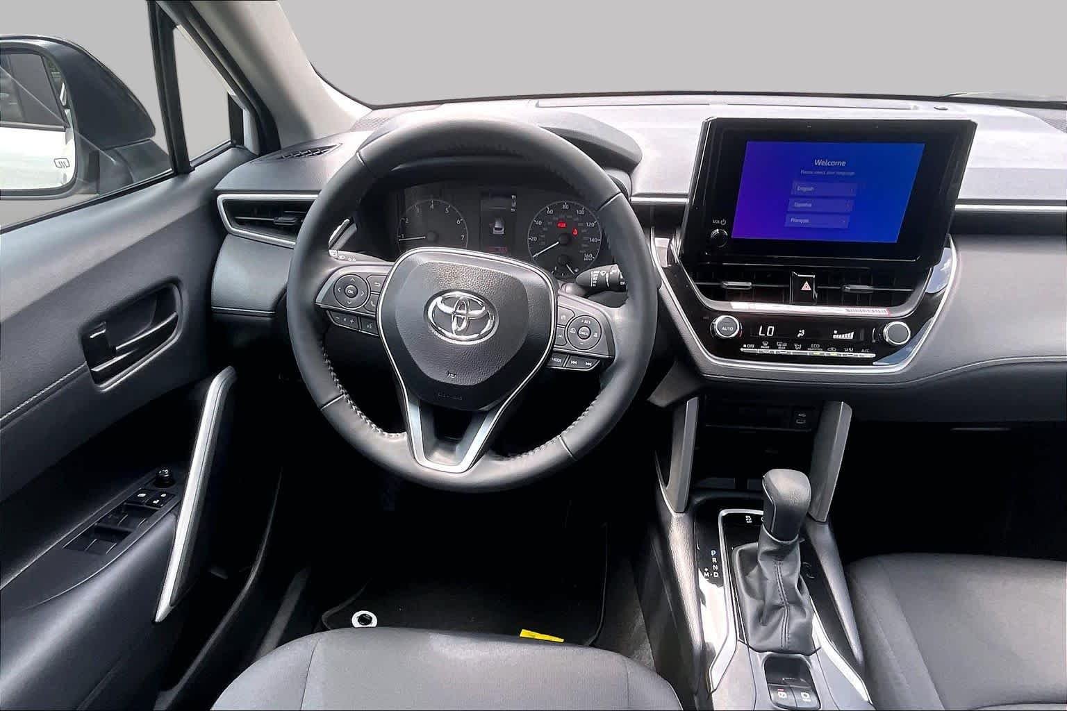 Pre-Owned 2025 Toyota Corolla Cross LE