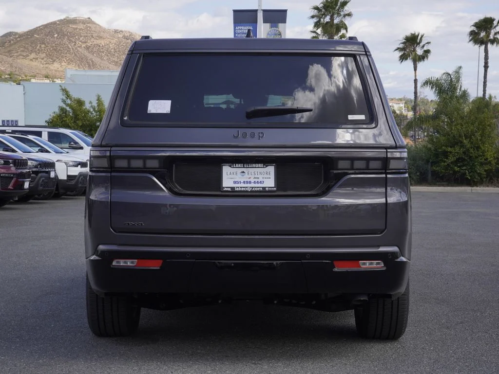 New 2026 Baltic Gray Metallic Clearcoat Jeep Limited Altitude image 5