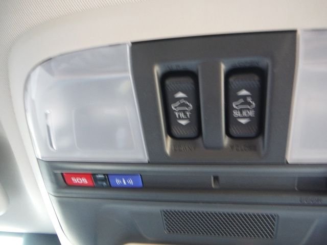 Used 2025 Silver Subaru Limited image 32