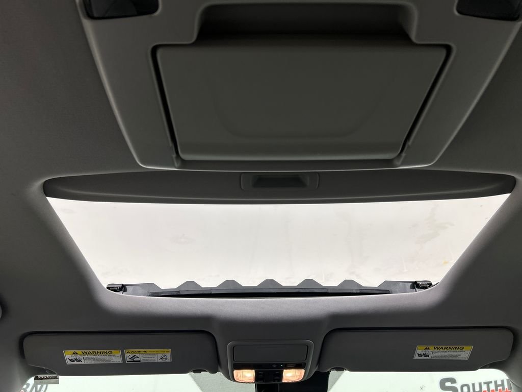 Used 2020 Silver Honda Touring image 19
