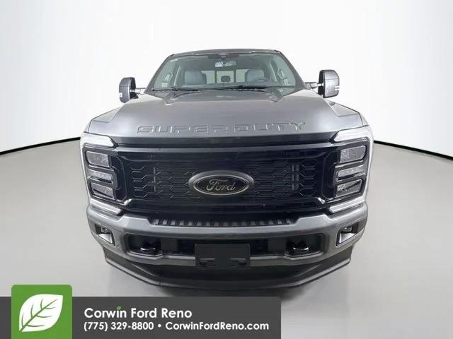 New 2026 Carbonized Gray Metallic Ford XLT image 2
