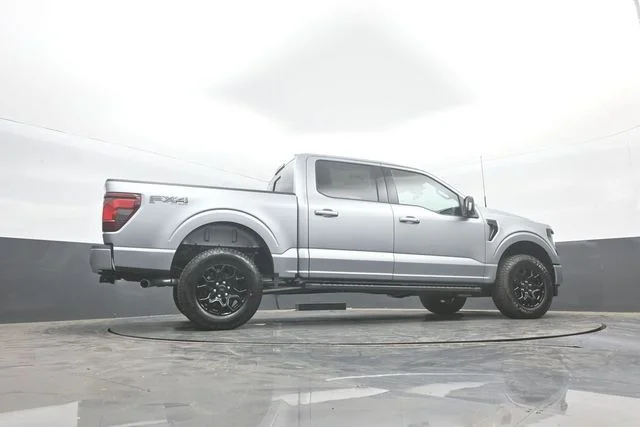 New 2026 Iconic Silver Metallic Ford XLT image 32