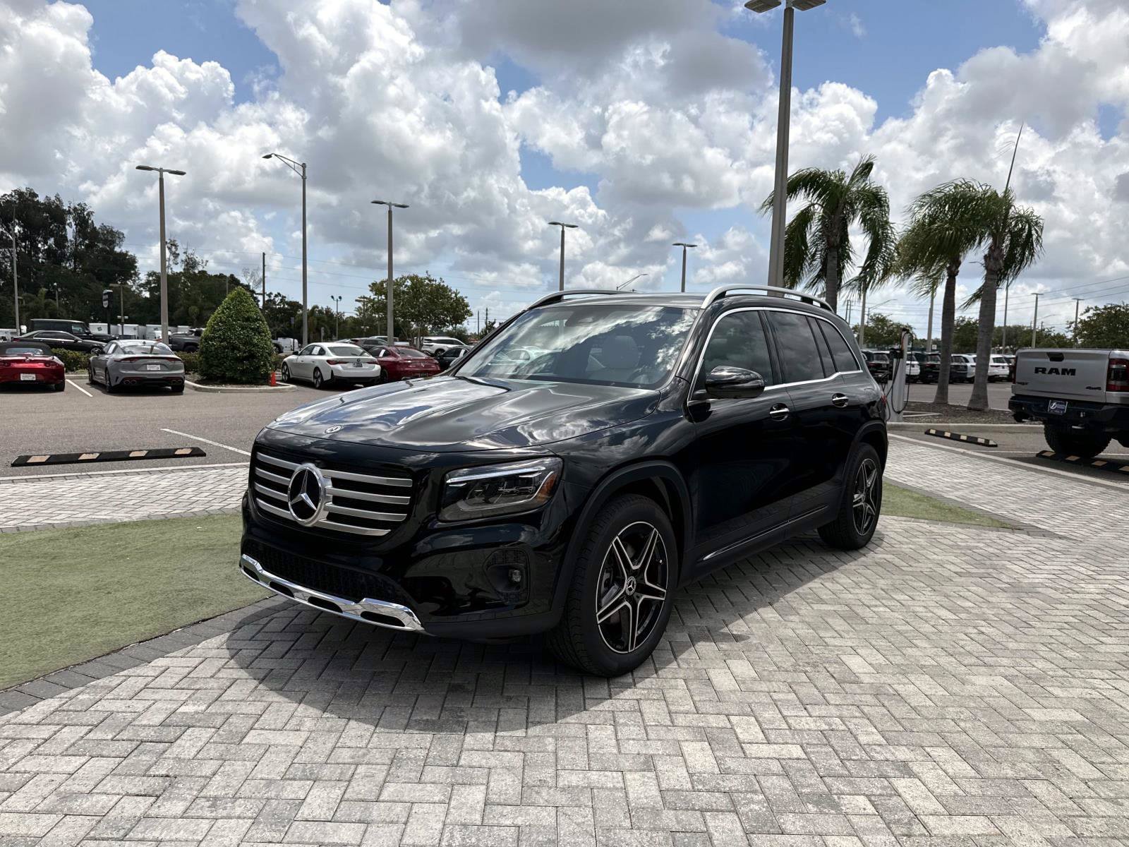 New 2026 Black Mercedes-Benz 250 SUV image 2
