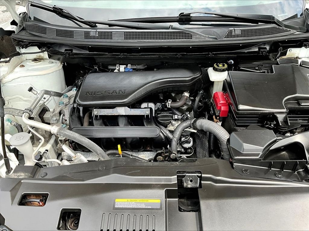 Used 2022 White Nissan SV image 32