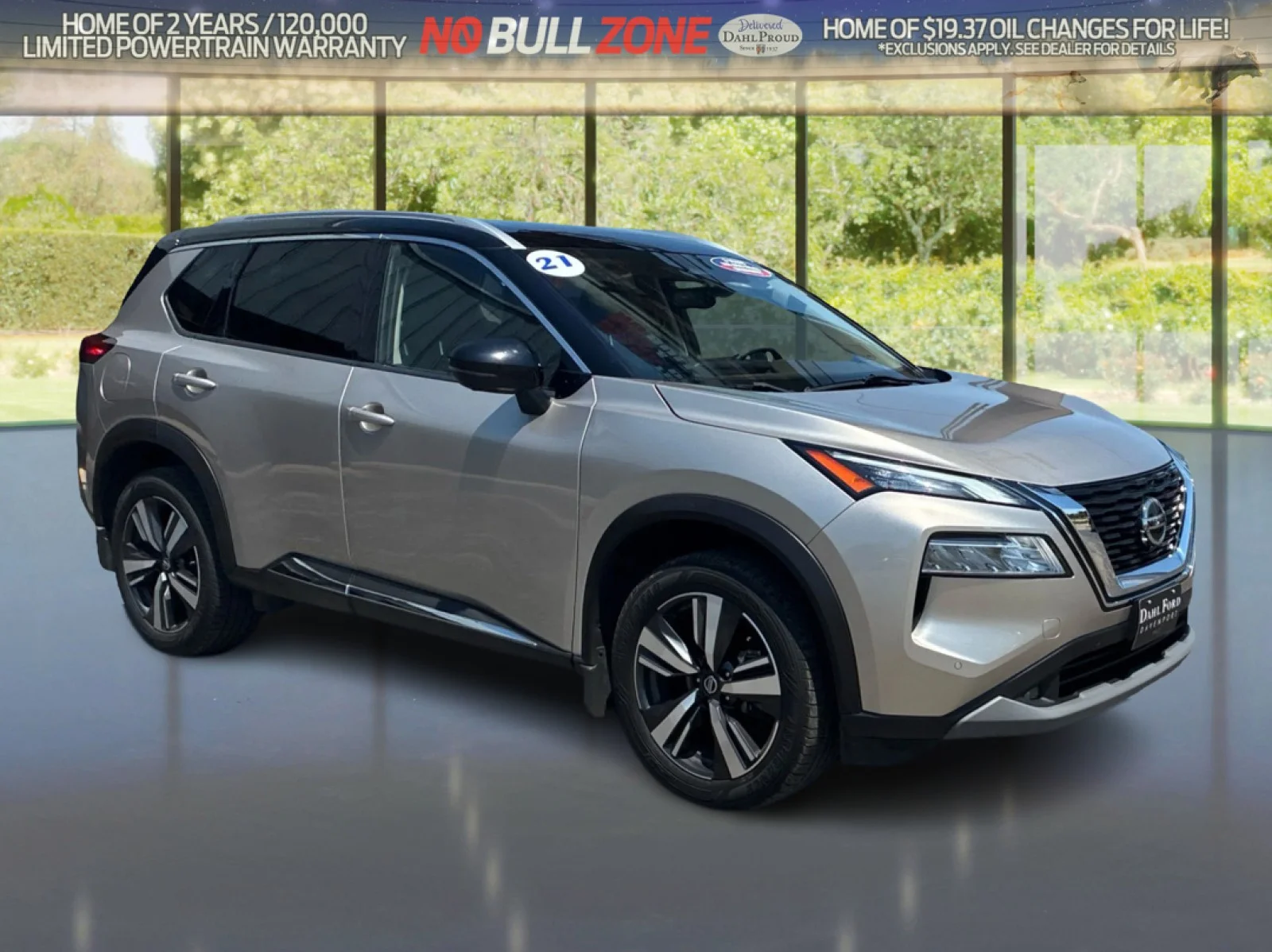 Used 2021 Brilliant Silver / Black Nissan SL image 7