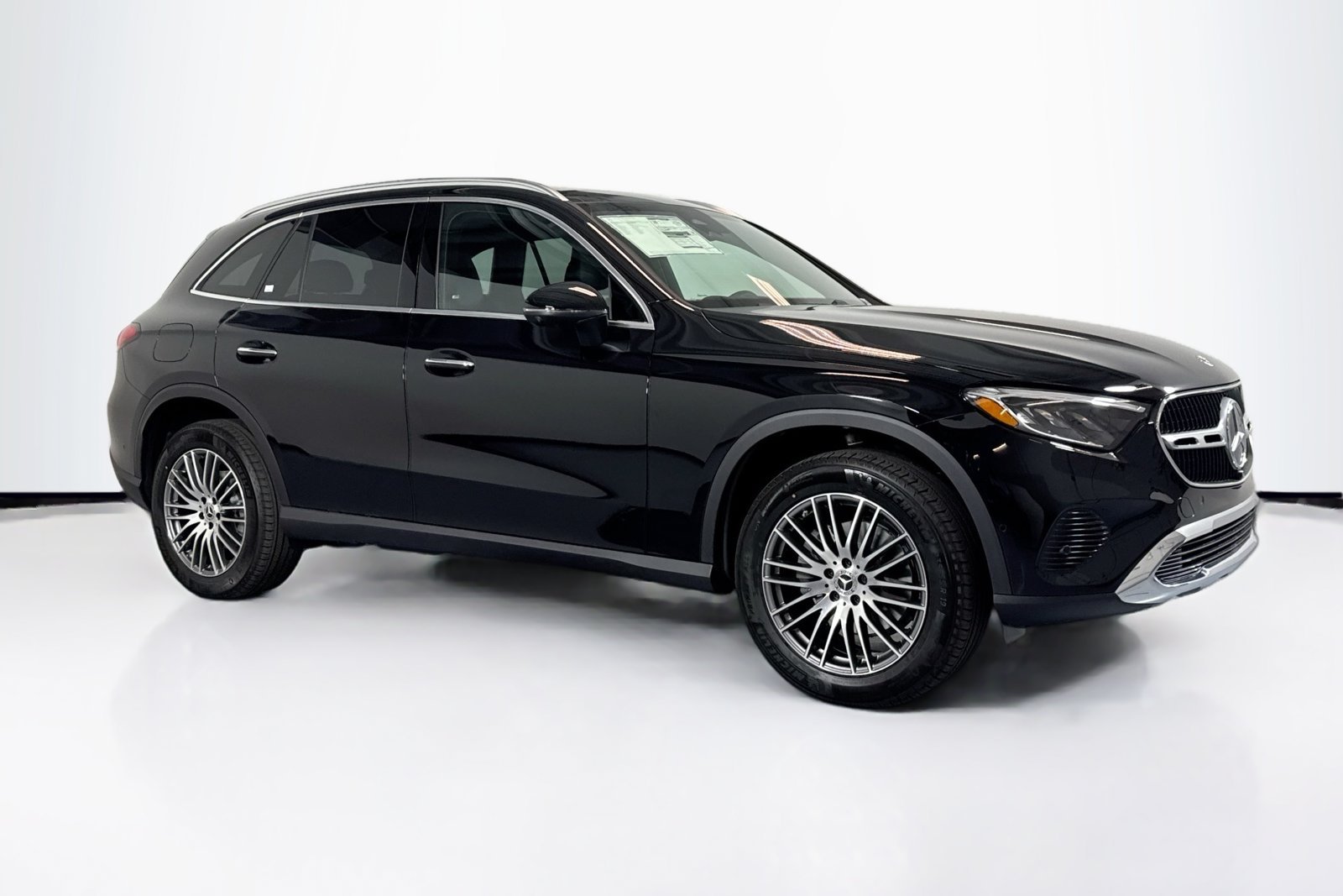 New 2026 Black Mercedes-Benz GLC 300 image 3