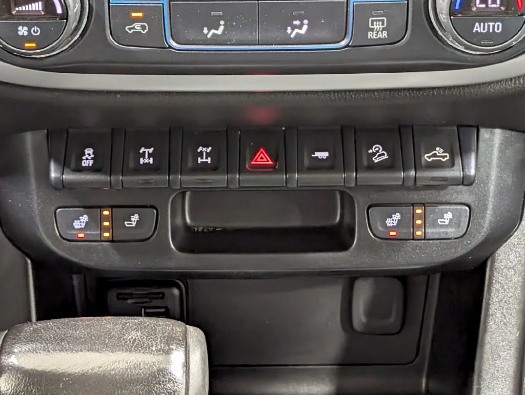 Certified Used 2019 Black Chevrolet ZR2 image 6