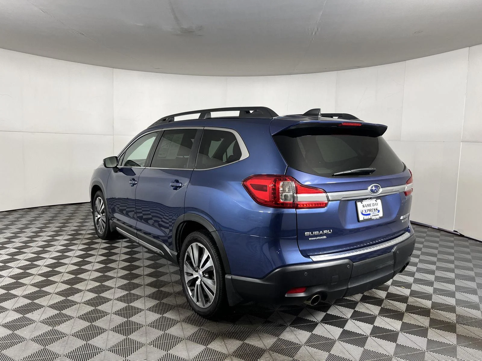 Used 2019 Abyss Blue Pearl Subaru Limited image 21