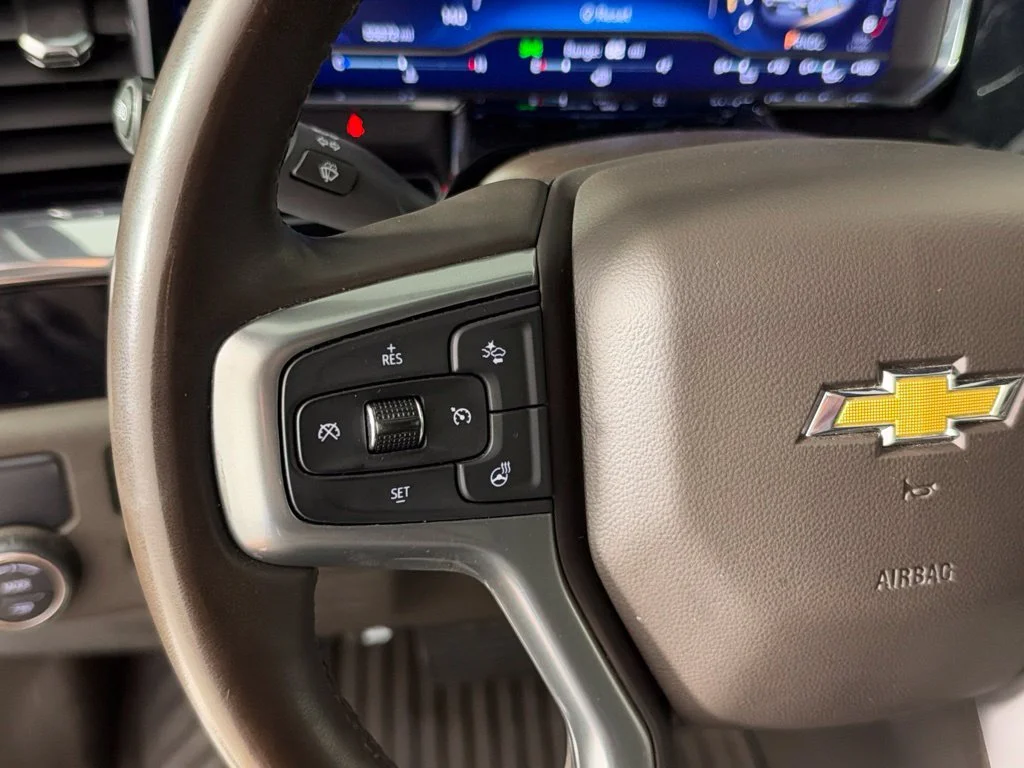 Used 2025 Blue Chevrolet LT image 30