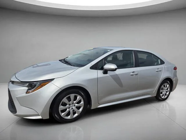 Used 2023 Classic Silver Metallic Toyota LE image 9