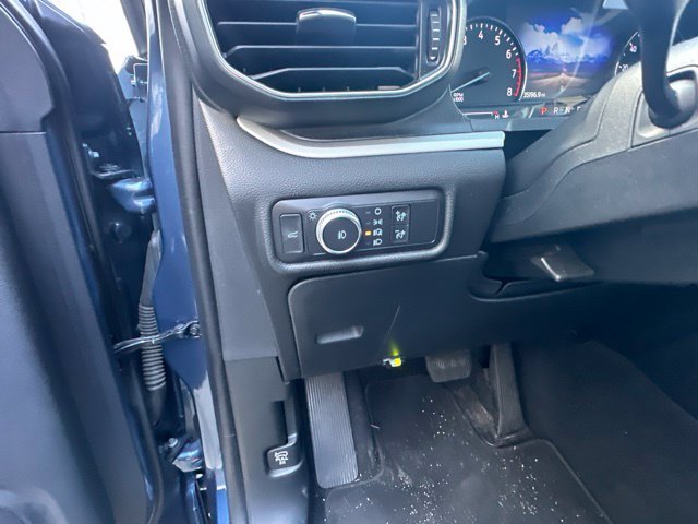 Used 2020 Blue Ford XLT image 16