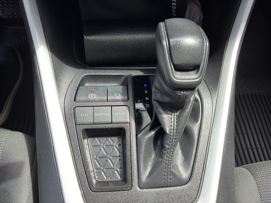 Used 2024 Ice Cap Toyota LE image 8