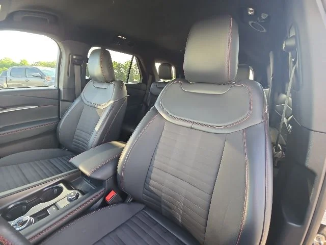 Used 2025 Black Ford ST-Line image 27