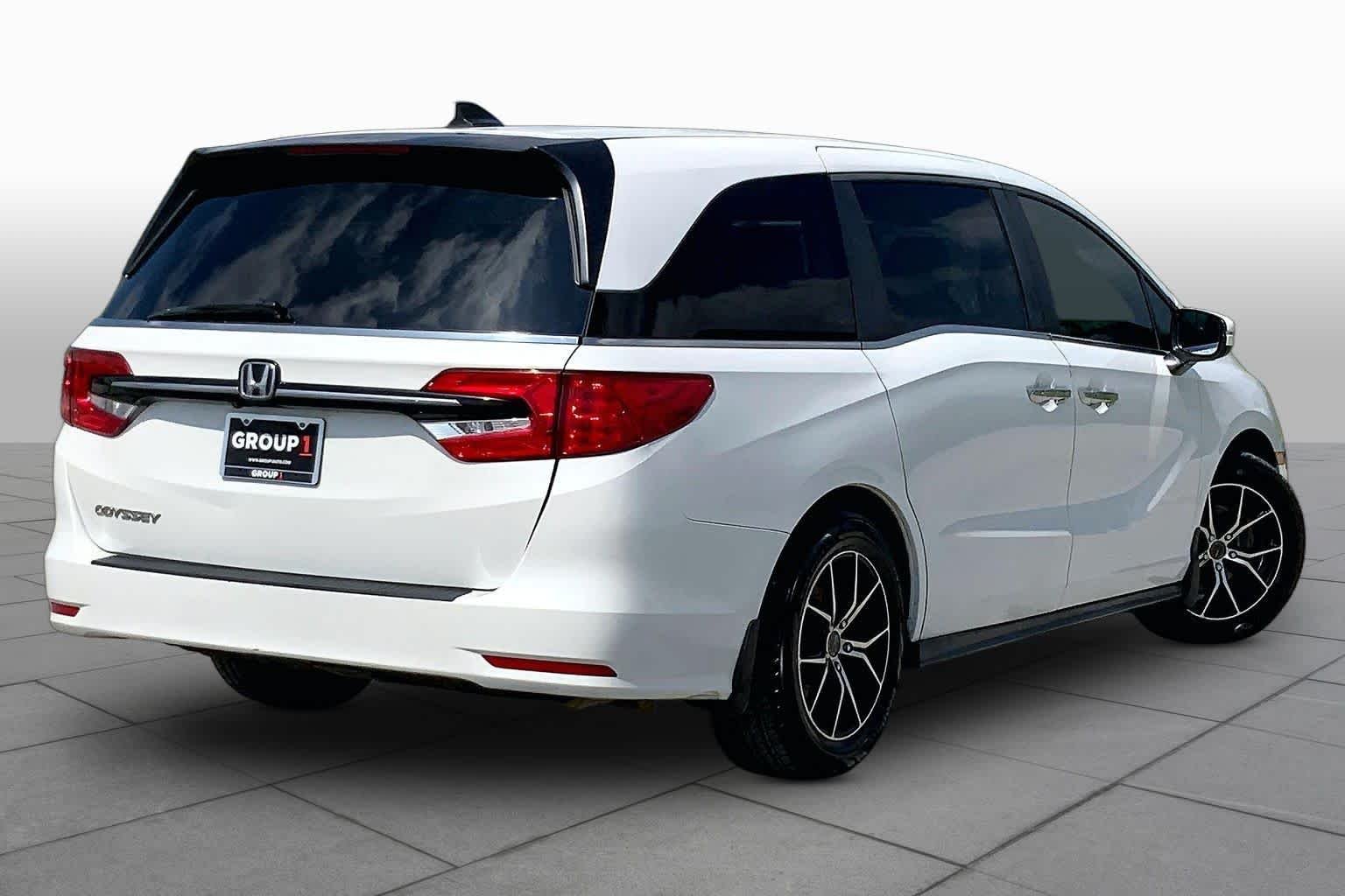 Used 2021 Platinum White Pearl Honda EX-L image 13