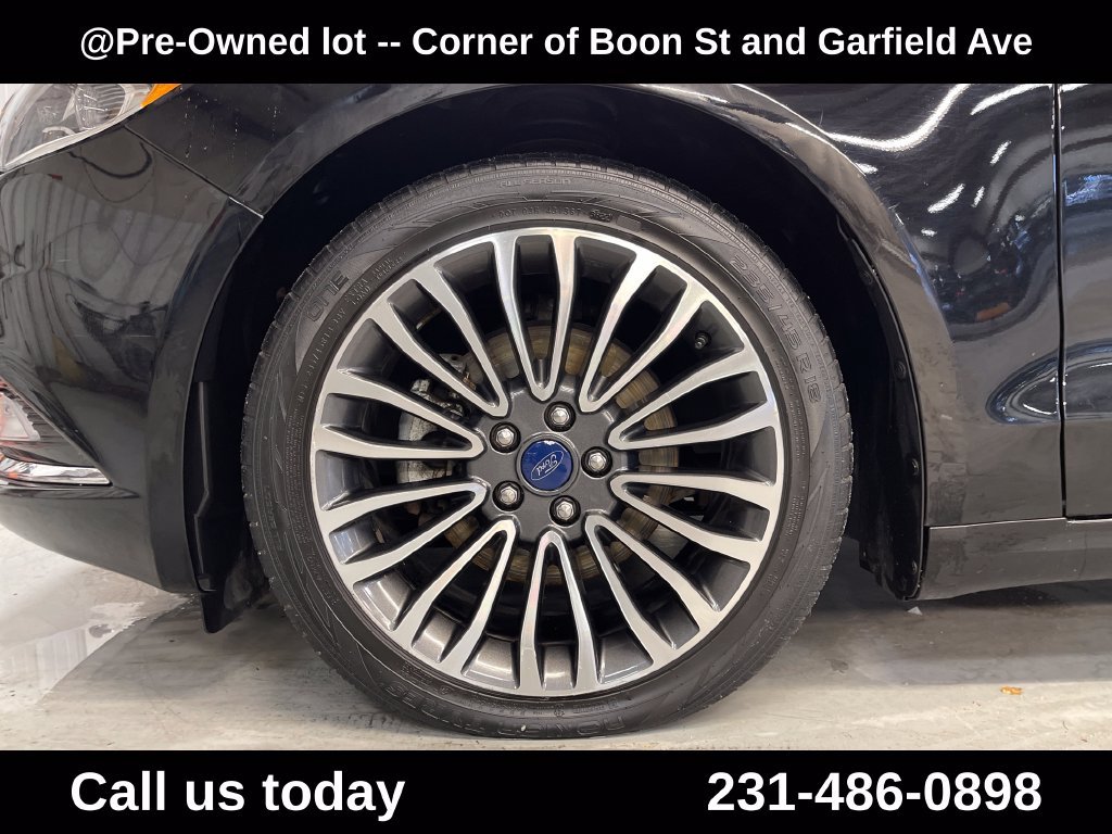 Used 2017 Black Ford SE image 11