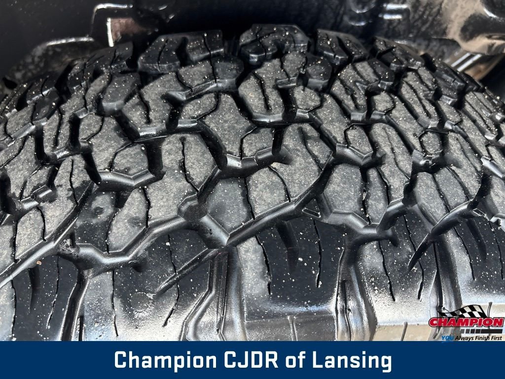 Used 2023 Gray Jeep Rubicon image 38