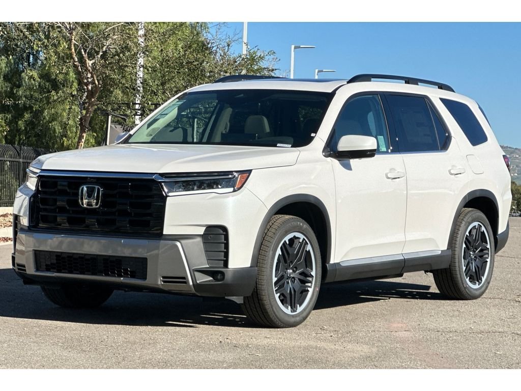 New 2026 Platinum White Pearl Honda Touring image 9