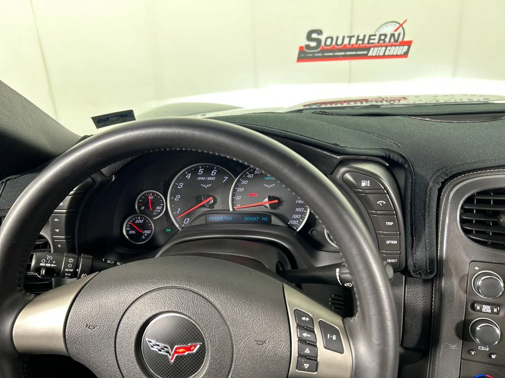 Used 2008 Black Chevrolet Base image 14