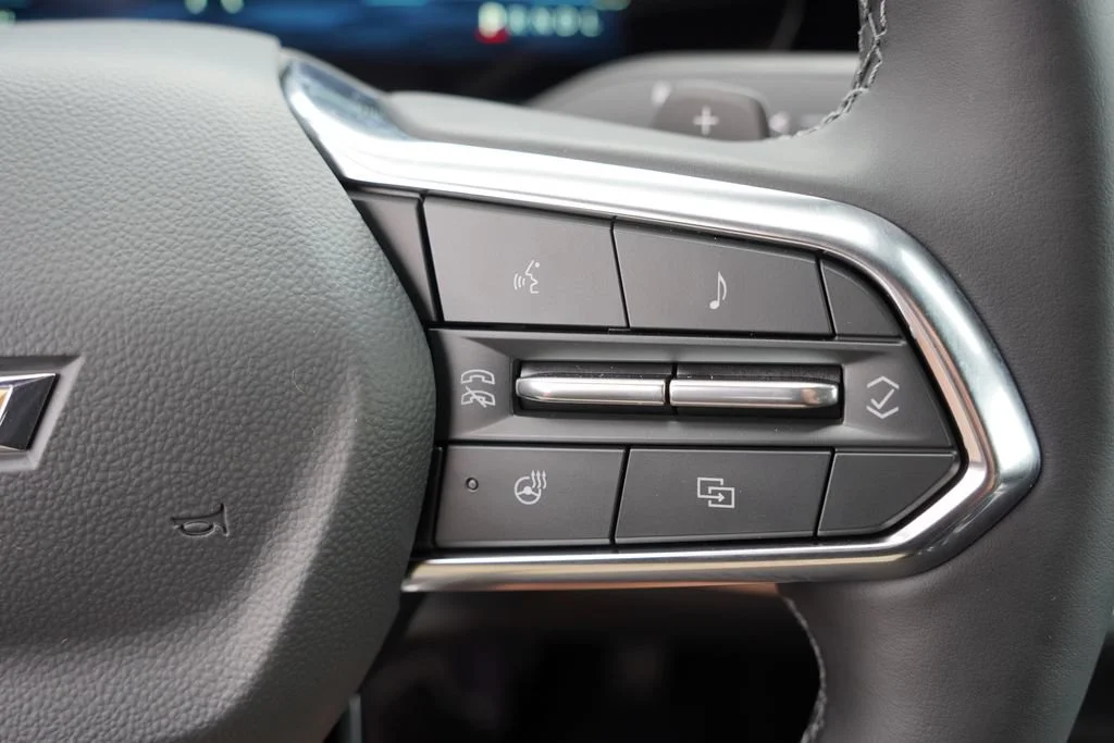 2027 Chevrolet Equinox LT - Photo 16