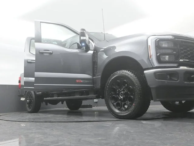 New 2027 Carbonized Gray Metallic Ford F-250® Lariat® image 33