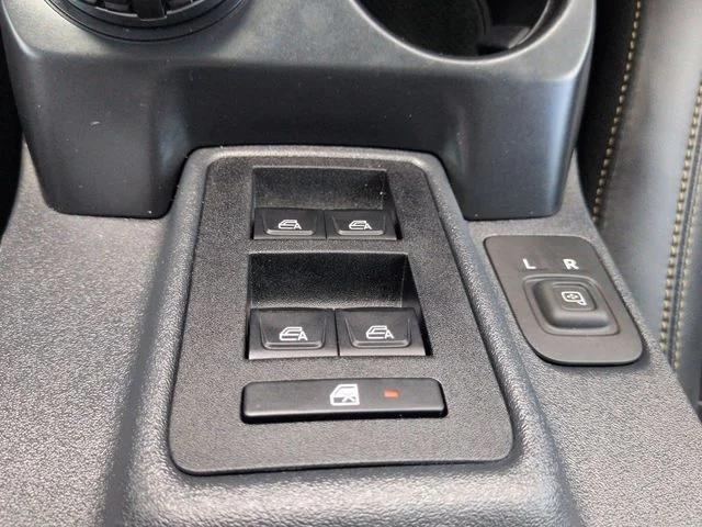 Used 2025 Black Ford Badlands image 22