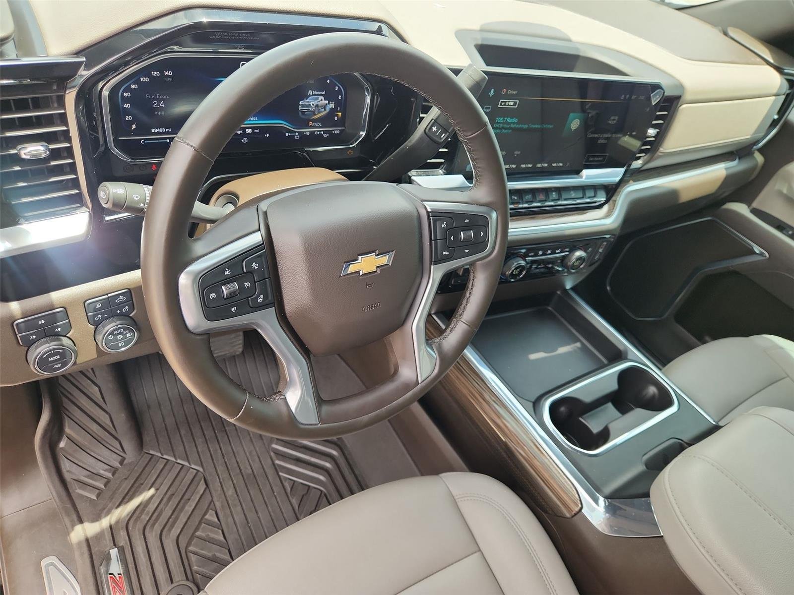 Used 2025 Black Chevrolet LT image 10
